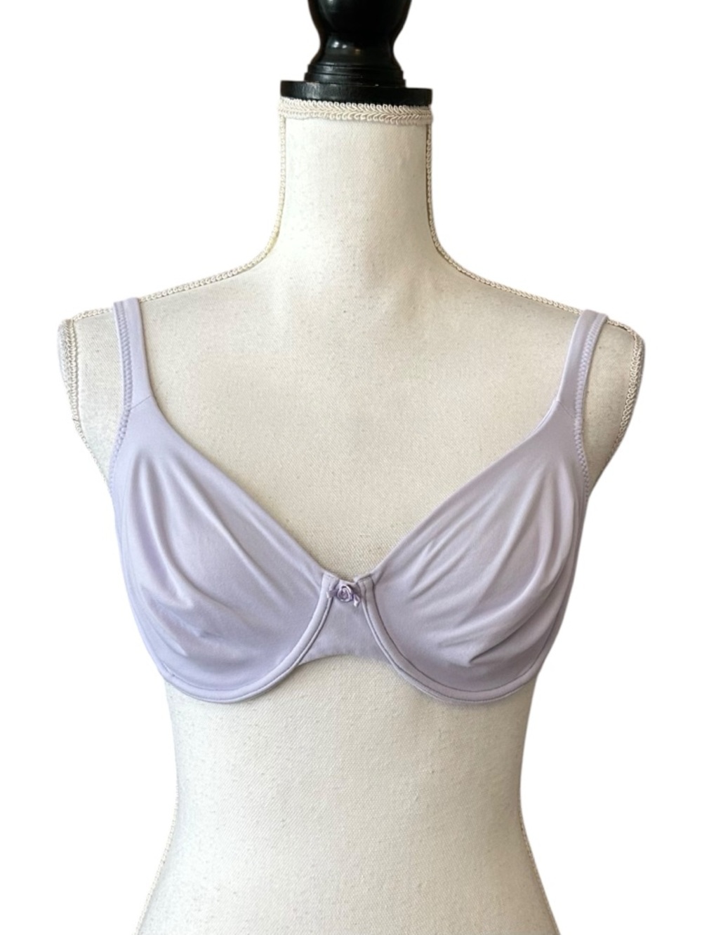 Vintage Victoria’s Secret Unlined Underwire Bra SZ 36C in Light Purple